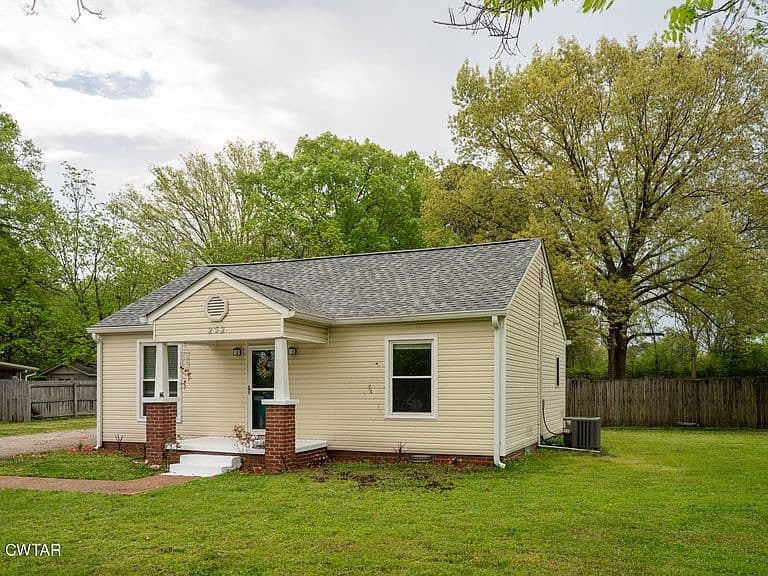 Listing photo 4