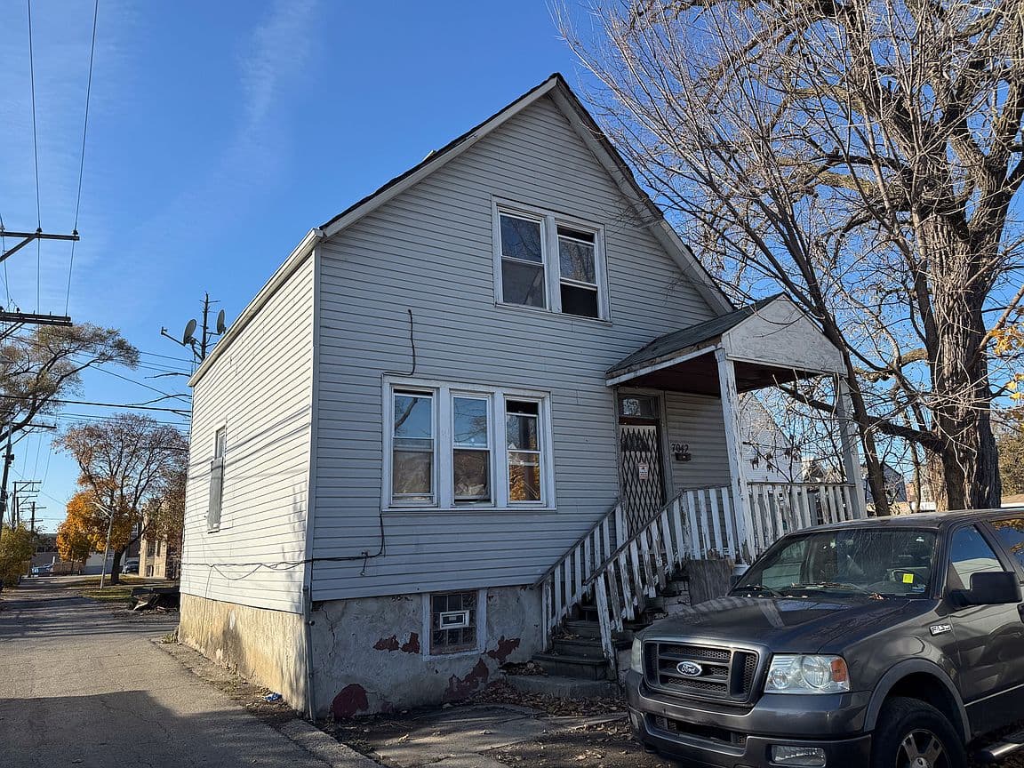 Primary listing photo