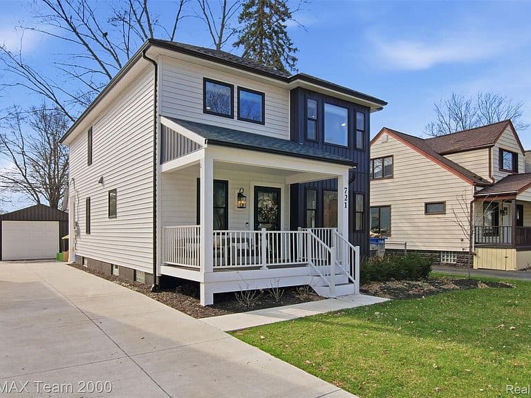 Listing photo 3
