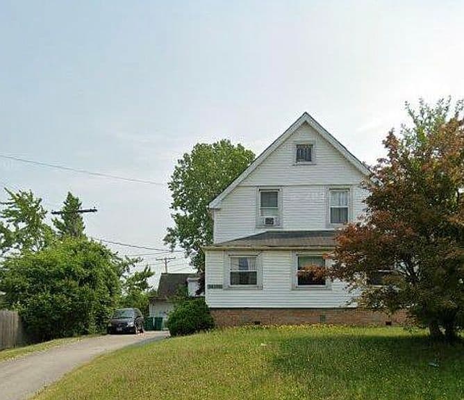 Listing photo