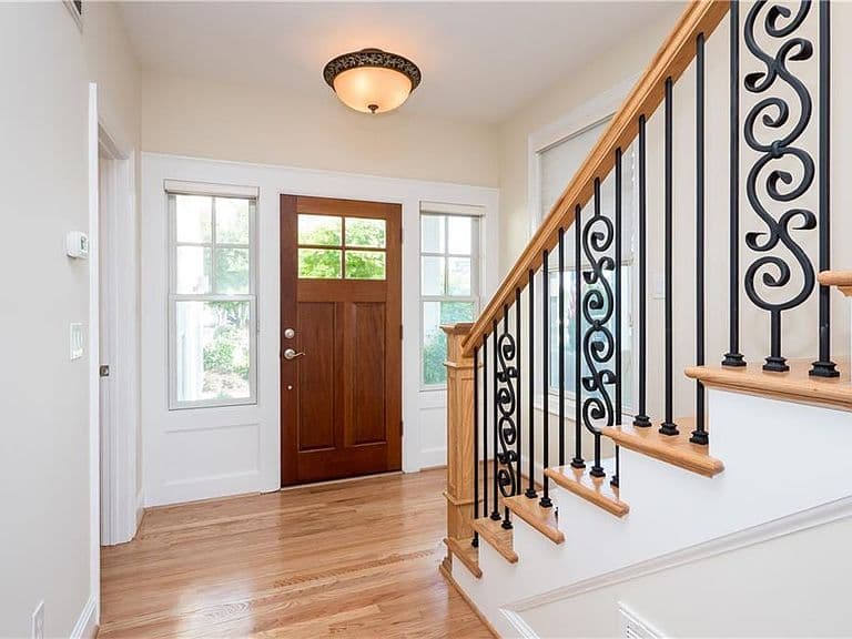 Listing photo 4