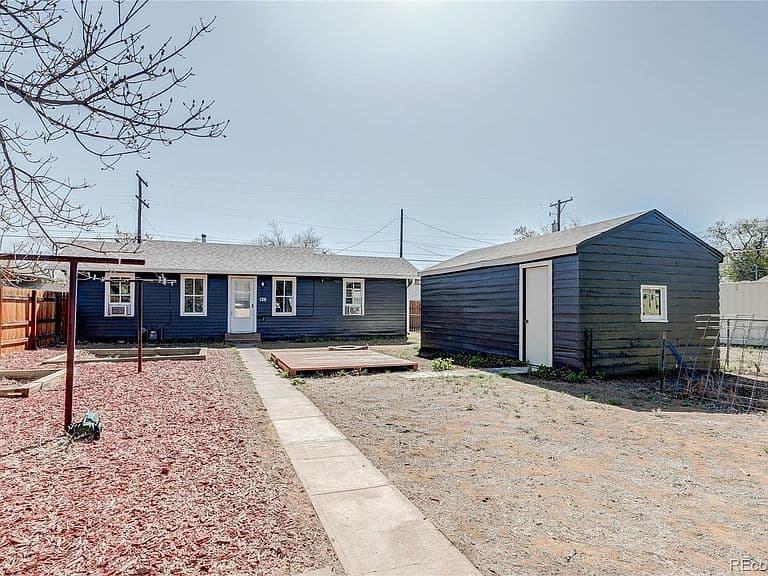 Listing photo 2