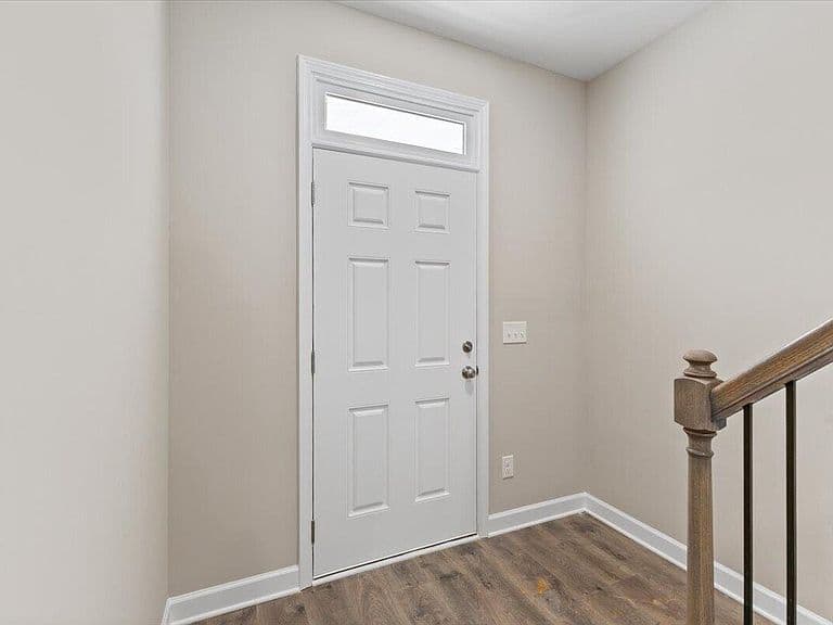 Listing photo 5