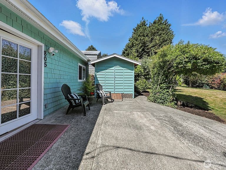 Listing photo 4