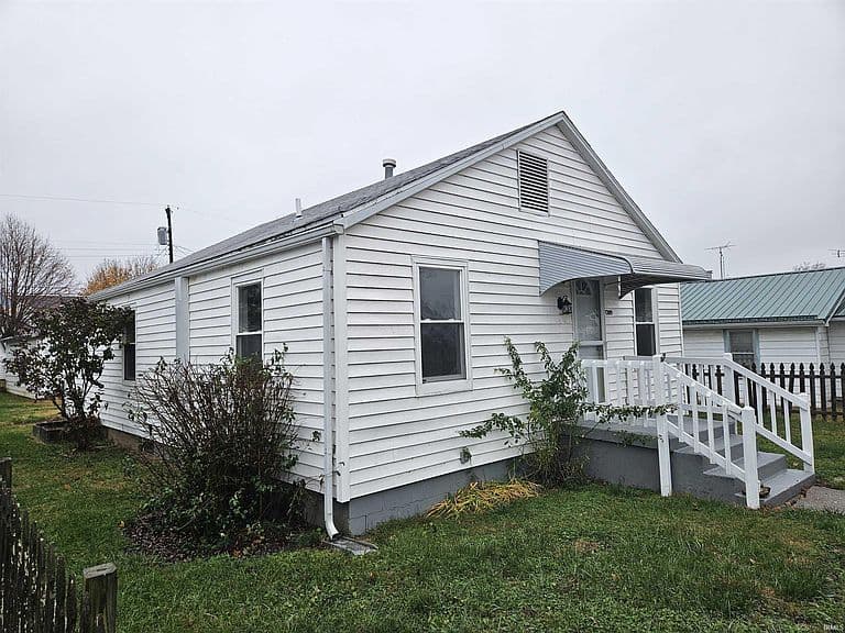 Listing photo 3