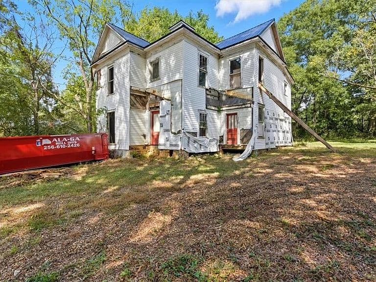 Listing photo 4