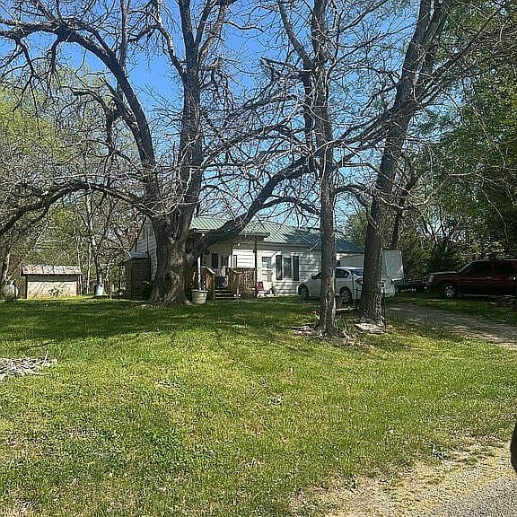Listing photo 5