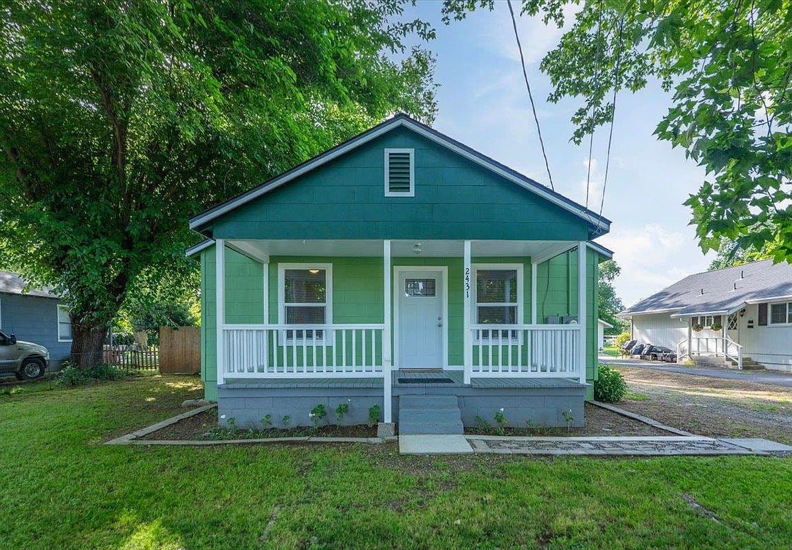 Primary listing photo