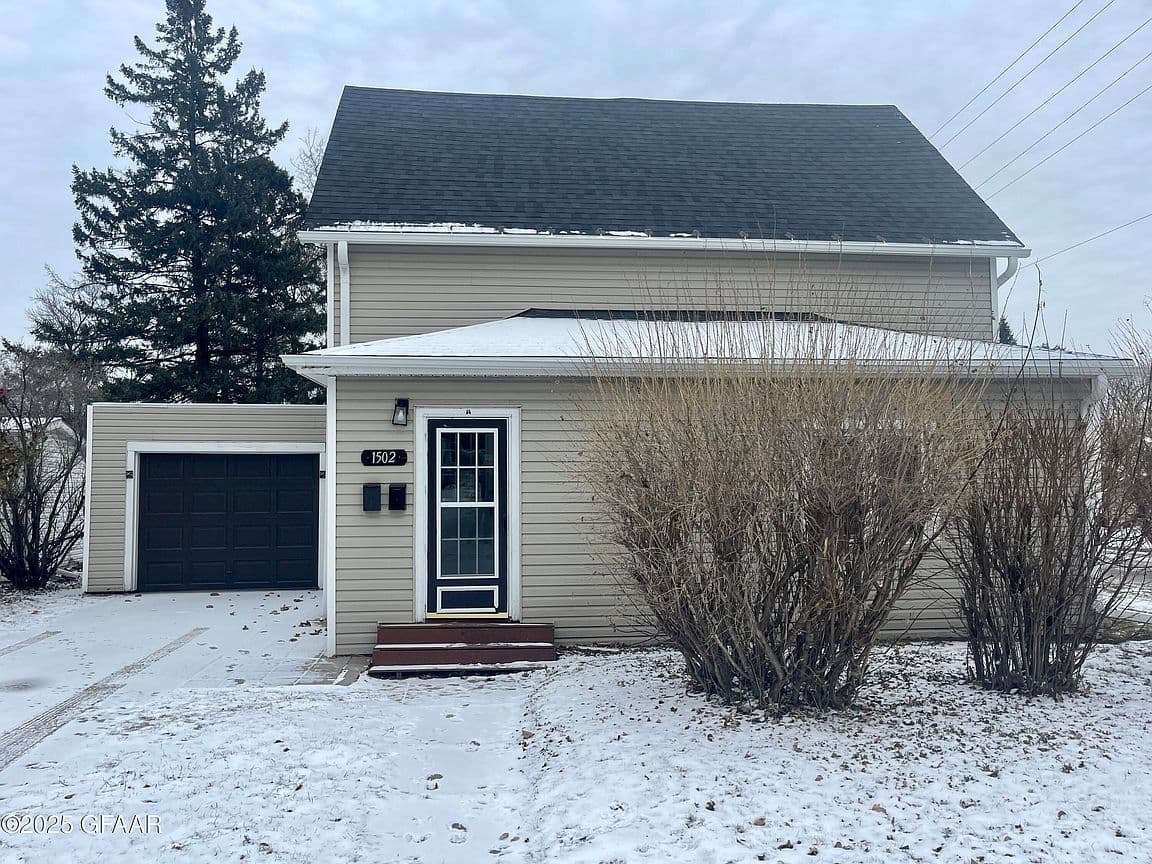 Primary listing photo