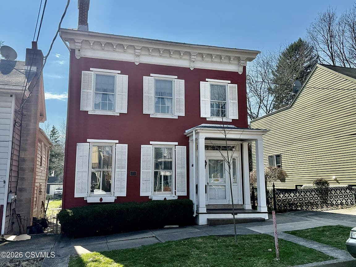 Primary listing photo