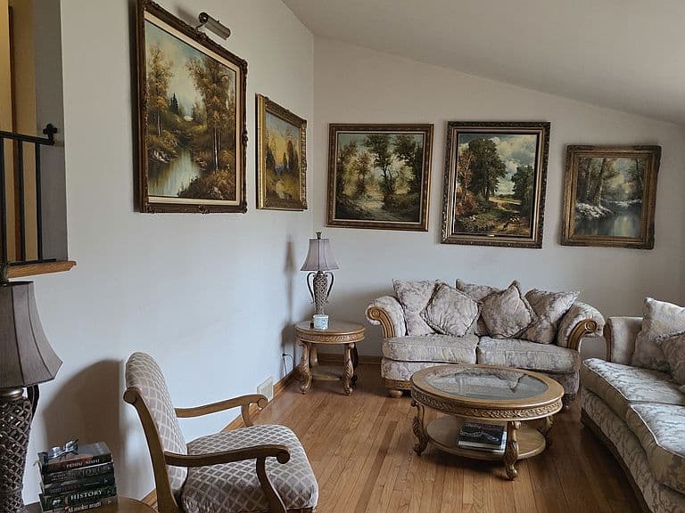 Listing photo 3