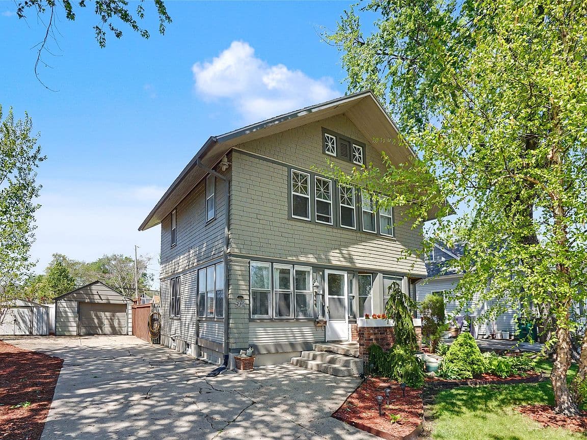 Primary listing photo