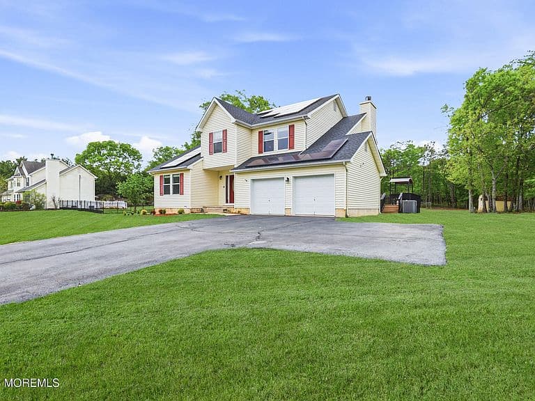 Listing photo 4