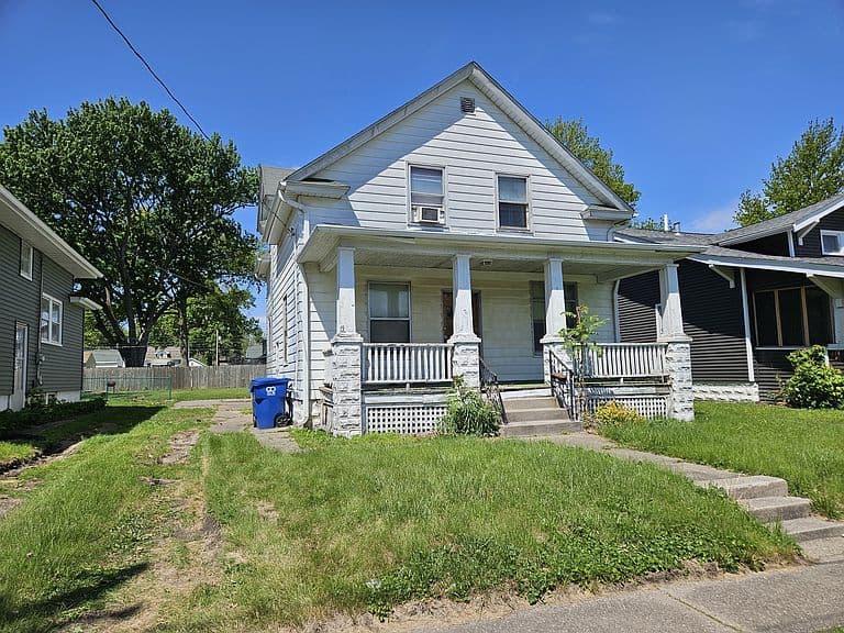 Listing photo