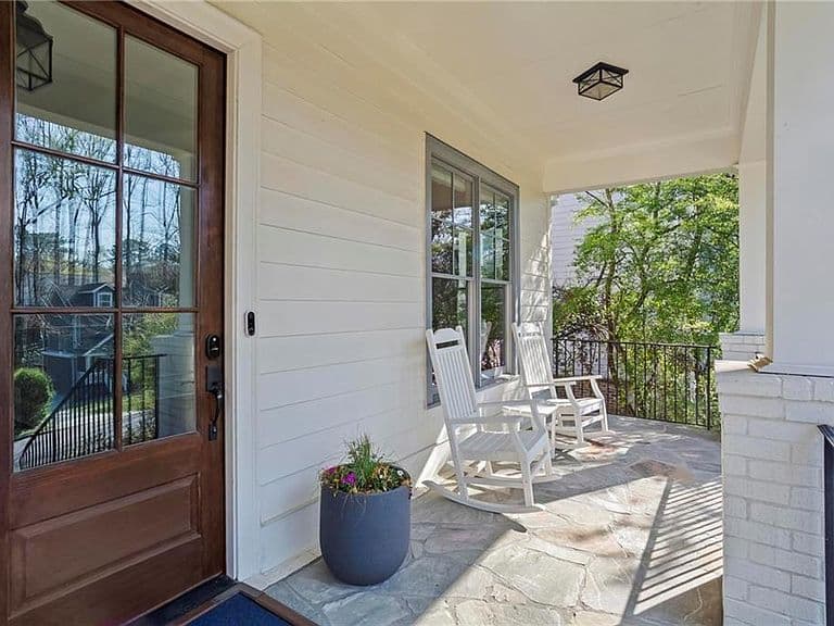 Listing photo 4