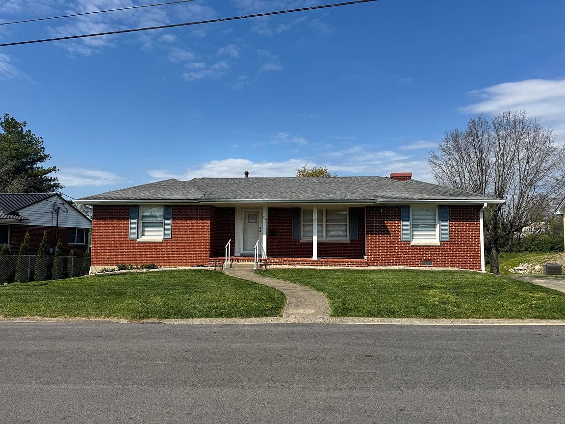 Primary listing photo