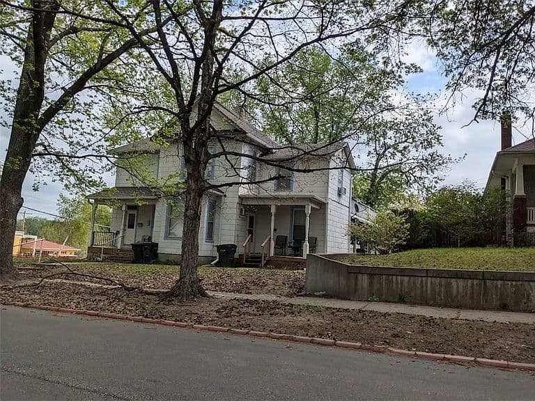 Listing photo 4
