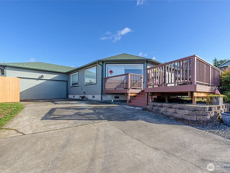 Listing photo 5