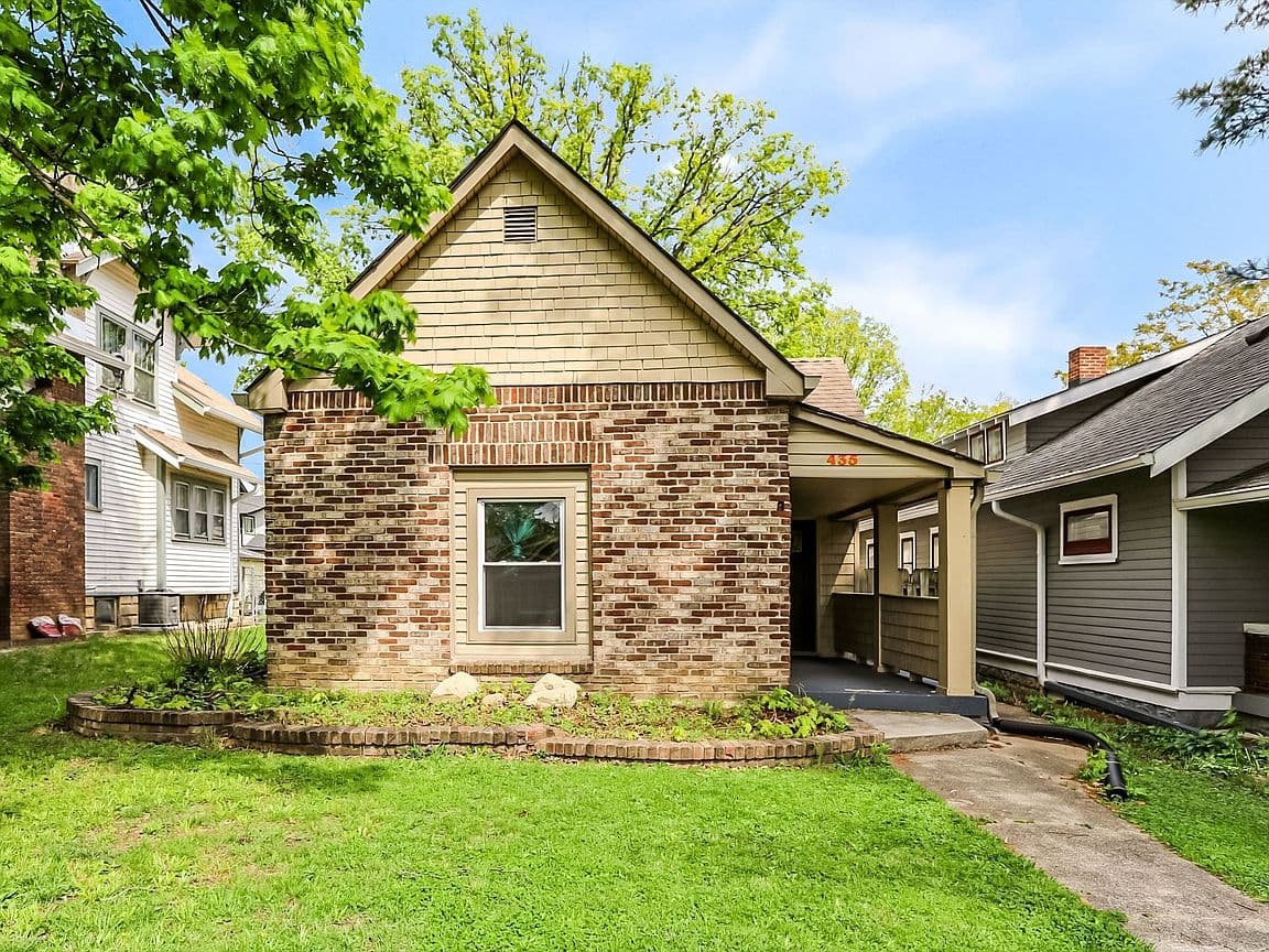 Primary listing photo