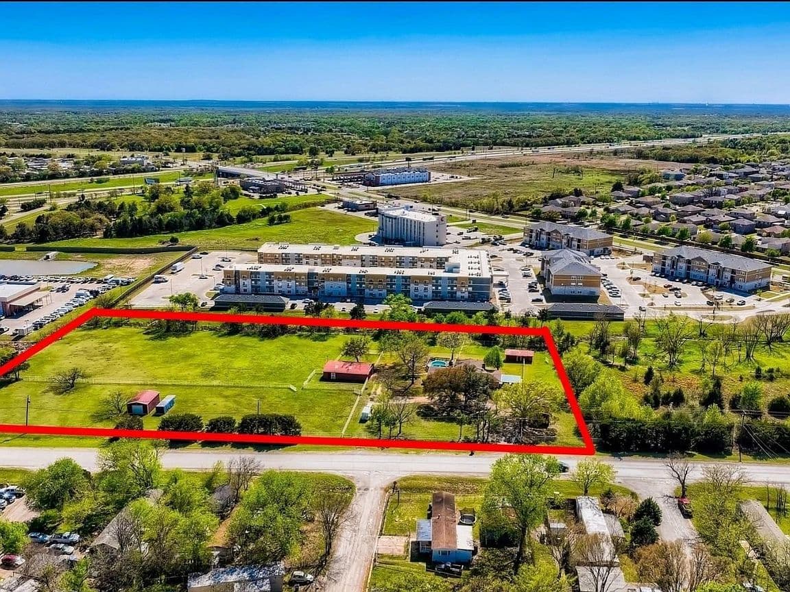 Primary listing photo