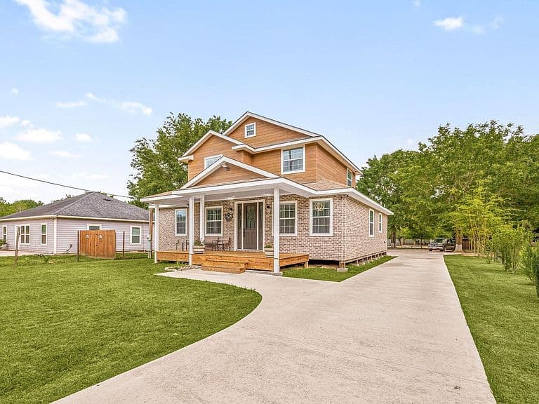 Listing photo 4