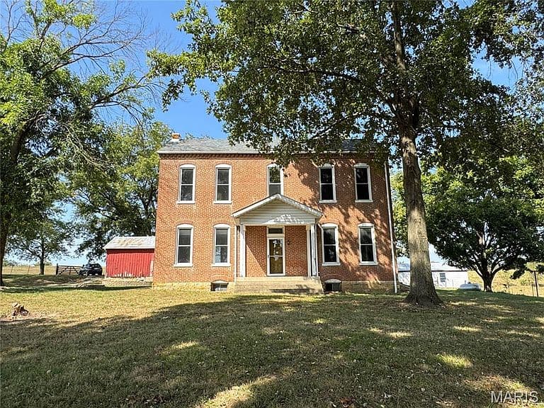 Listing photo 5