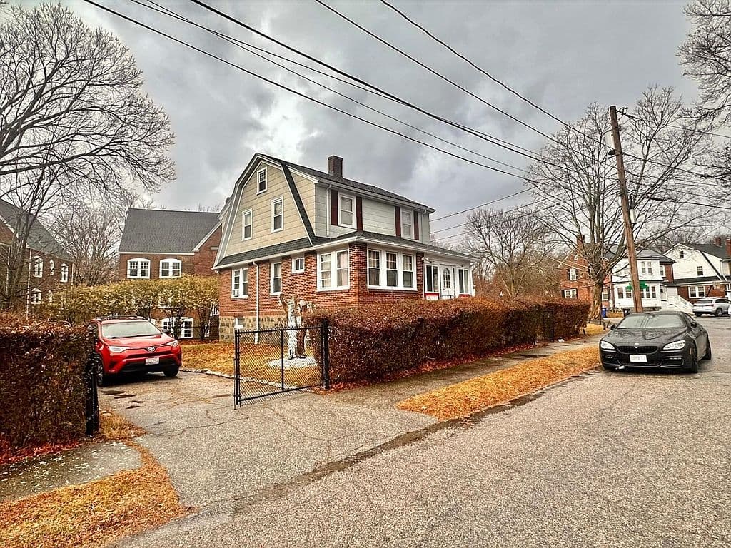 Primary listing photo
