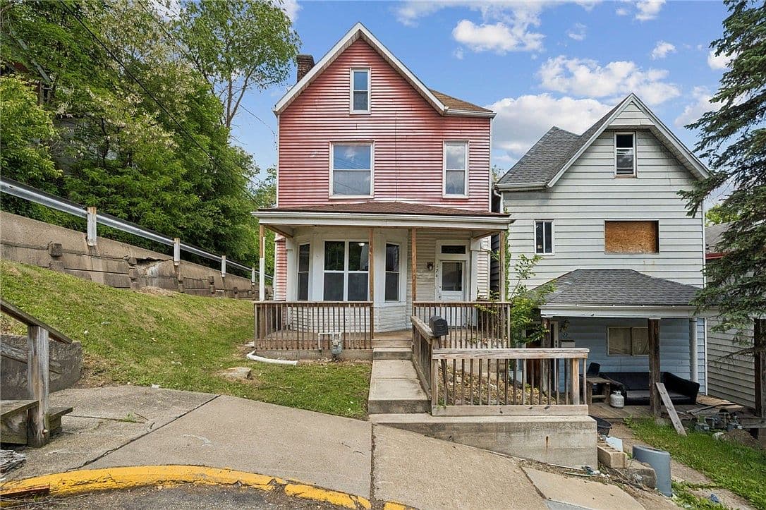 Primary listing photo