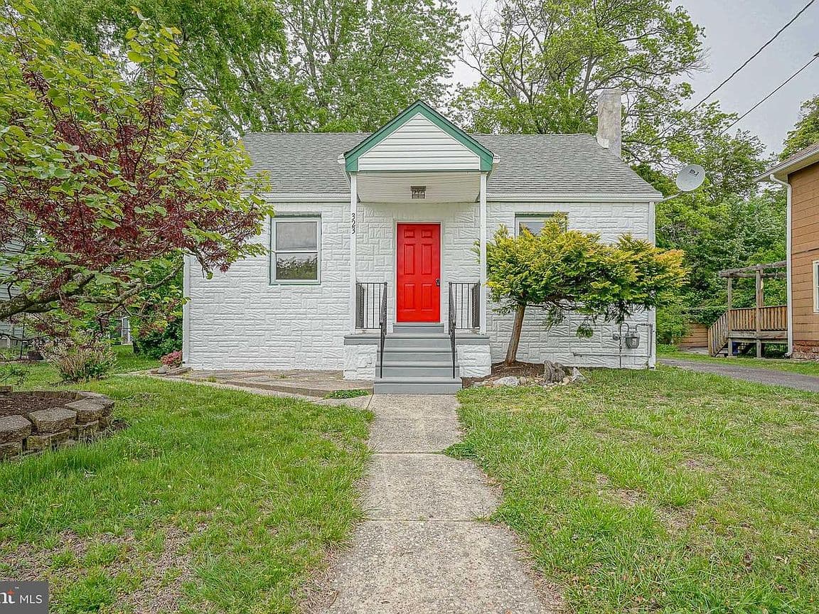 Primary listing photo