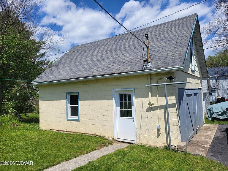 Listing photo 5