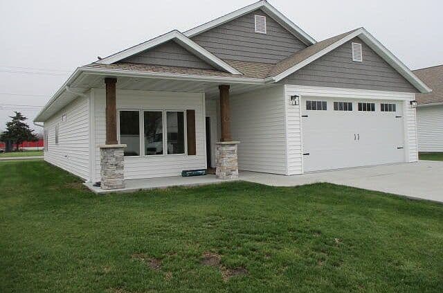 Listing photo 5
