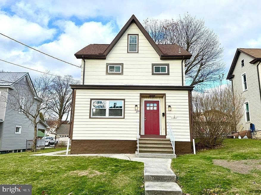 Primary listing photo