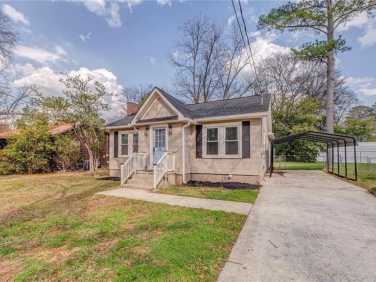 Listing photo 3