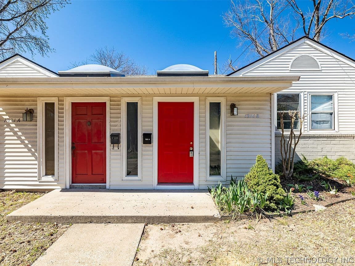 Primary listing photo