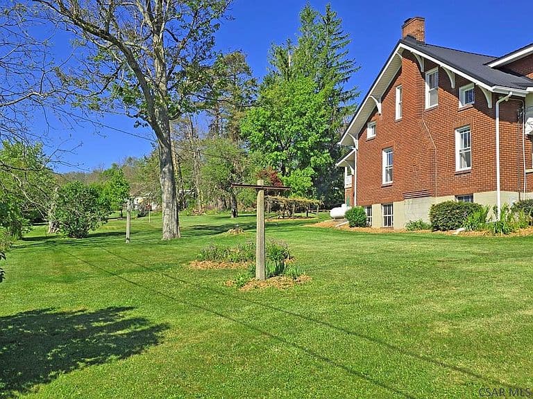 Listing photo 5