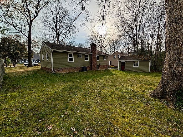 Listing photo 5