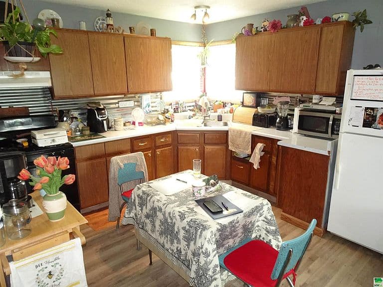 Listing photo 4