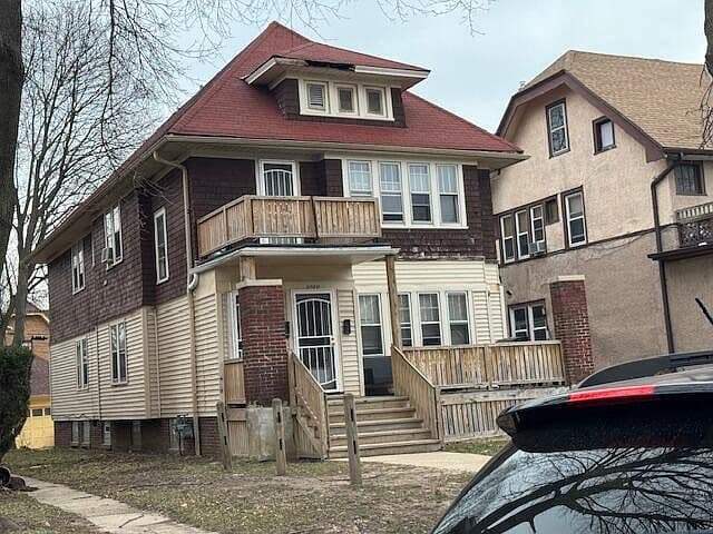 Listing photo 2