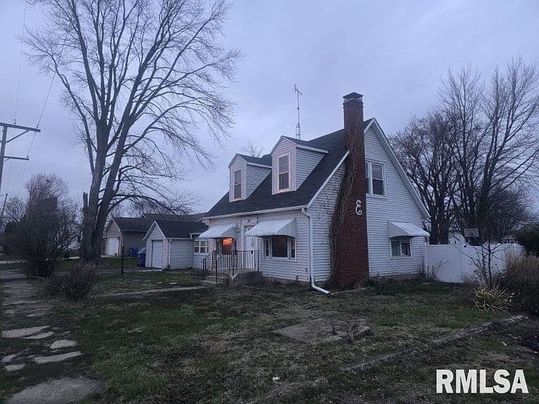 Listing photo 4