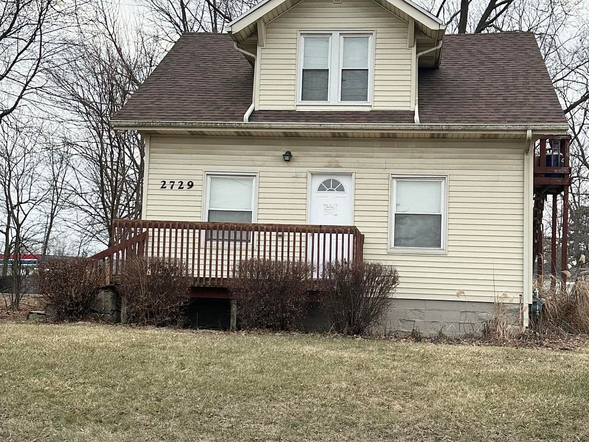 Primary listing photo