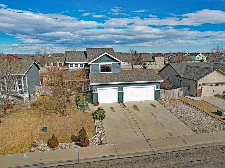 Listing photo 5