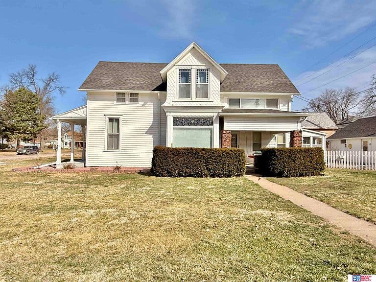 Listing photo 3