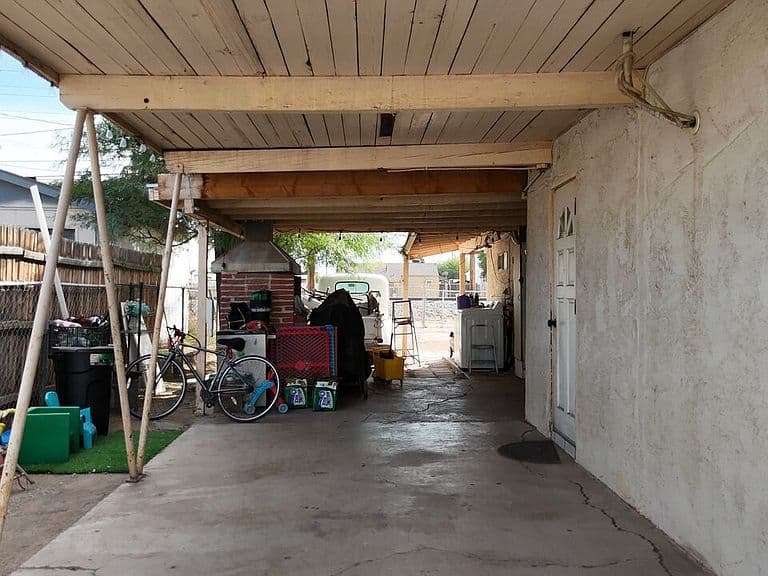 Listing photo 5