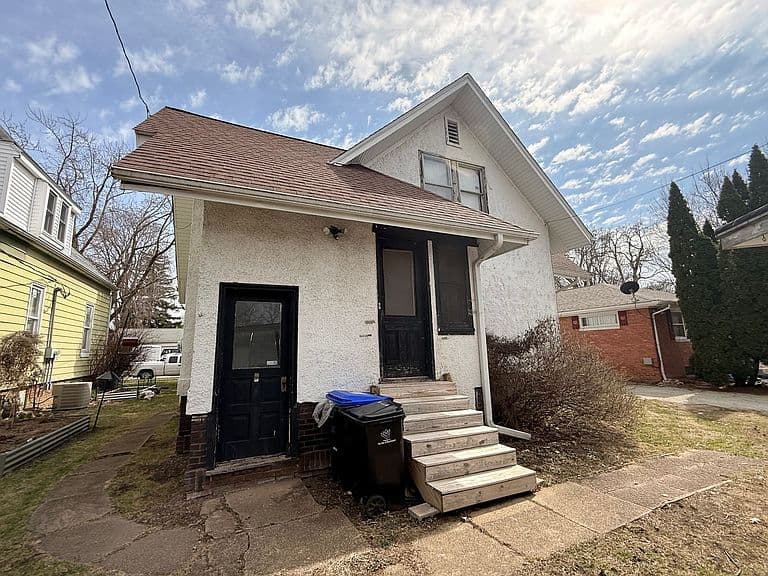 Listing photo 5
