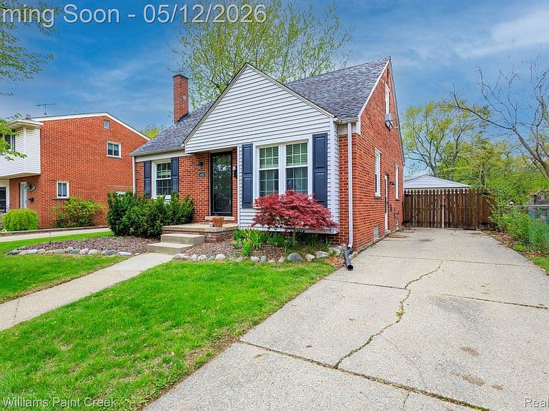Listing photo 3