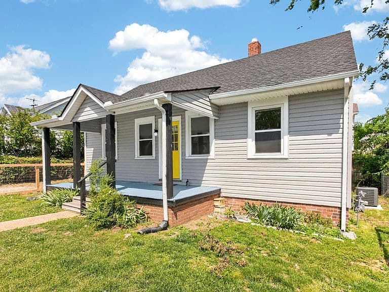 Listing photo 4