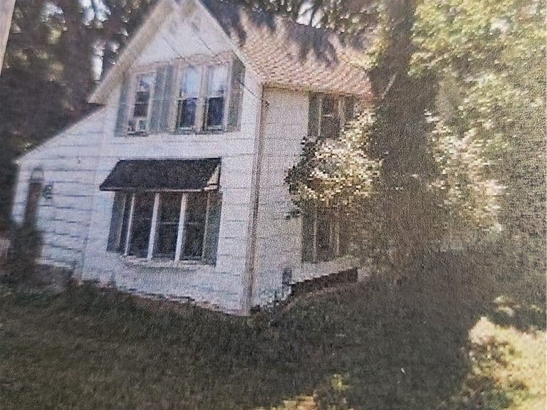 Listing photo