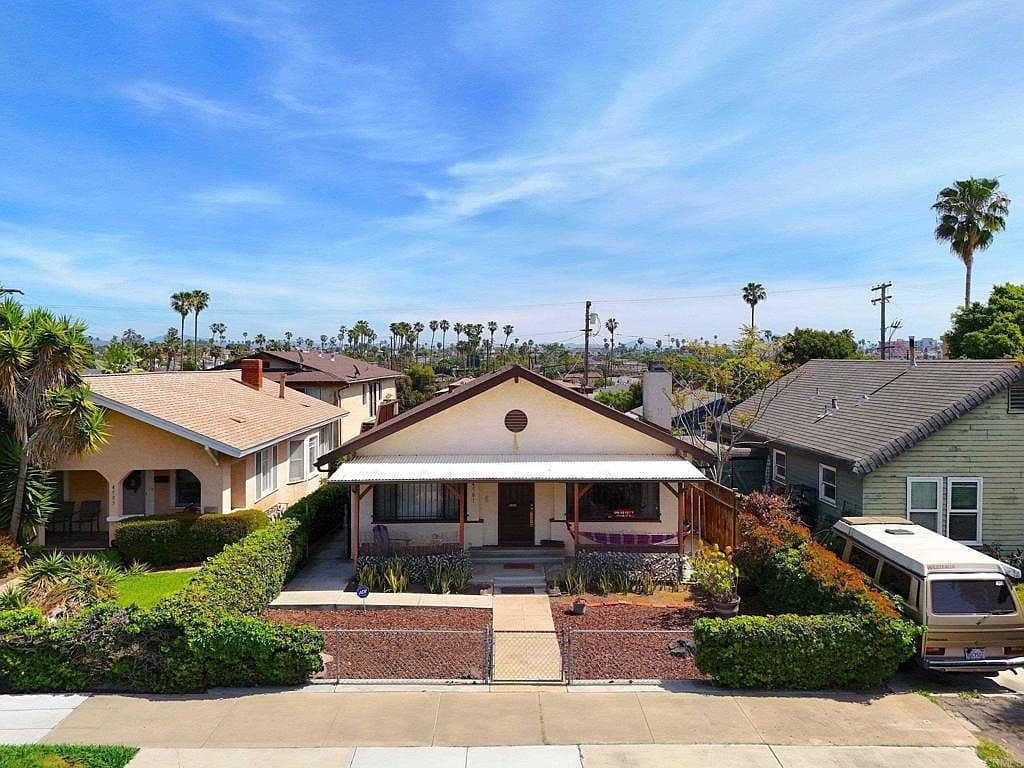 Primary listing photo