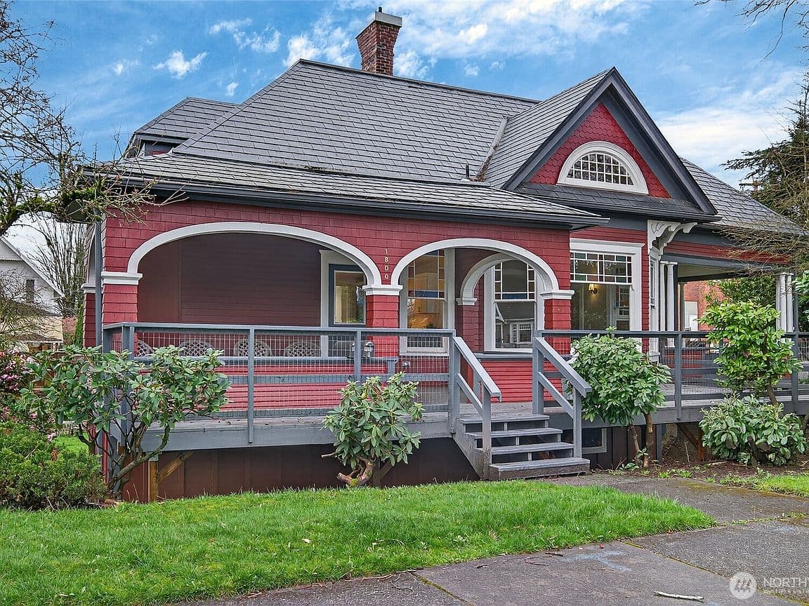 Primary listing photo