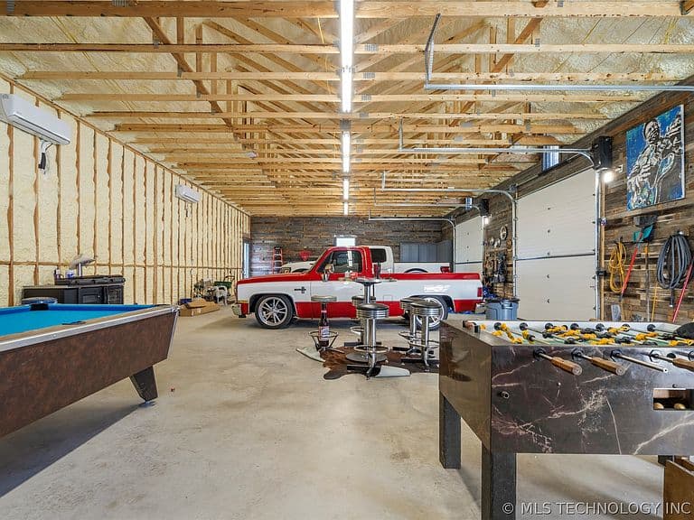 Listing photo 5